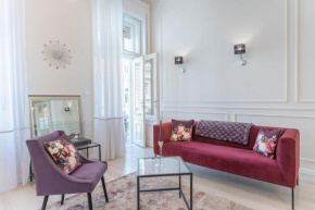 Milano Design Apartment City Center with AC